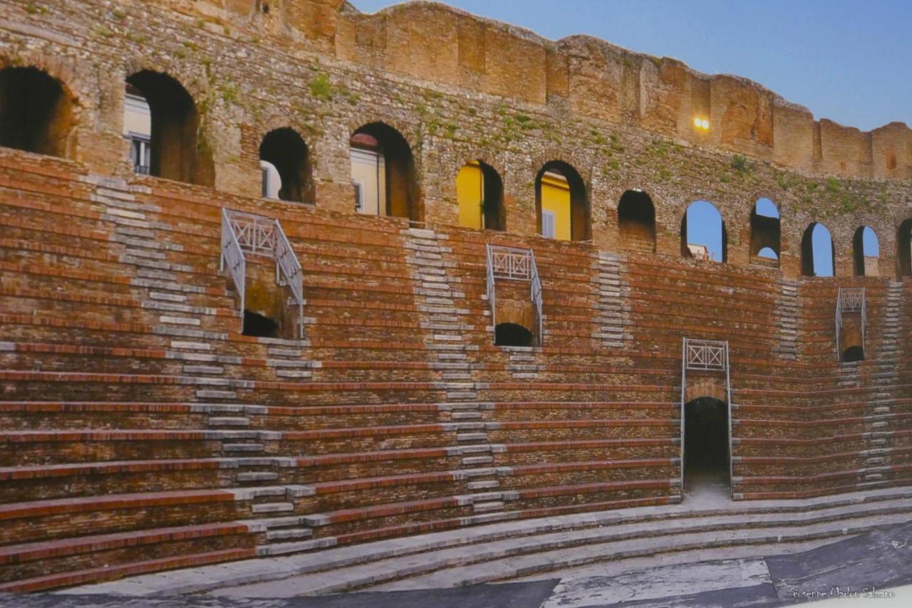 B&B Al Teatro Romano Benevento Exteriör bild